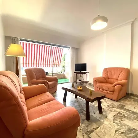 L Alicante Carre D'or 2 Pieces Terrasse Climatise Appartement *