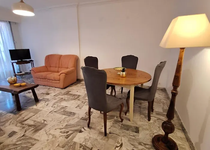 アパート L Alicante Carre D'or 2 Pieces Terrasse Climatise マントン
